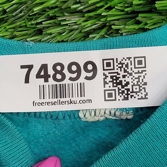 Vintage Snowflakes AOP Sweatshirt Womens XL 22x26 Blue - Picture 8 of 11